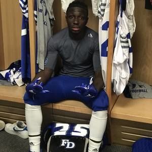 Meet your Posher, Darius